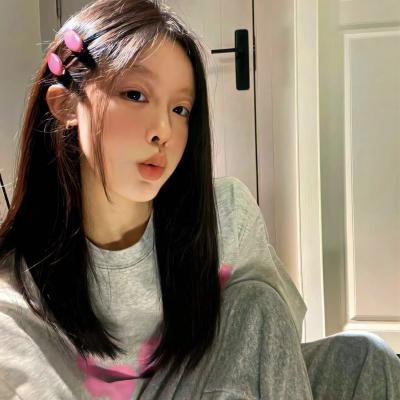 白面包车里的人